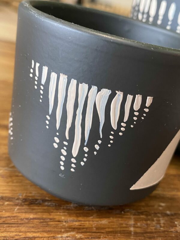 Cache-Pot Ethnique + Spathiphyllum pearl cupido – Image 2